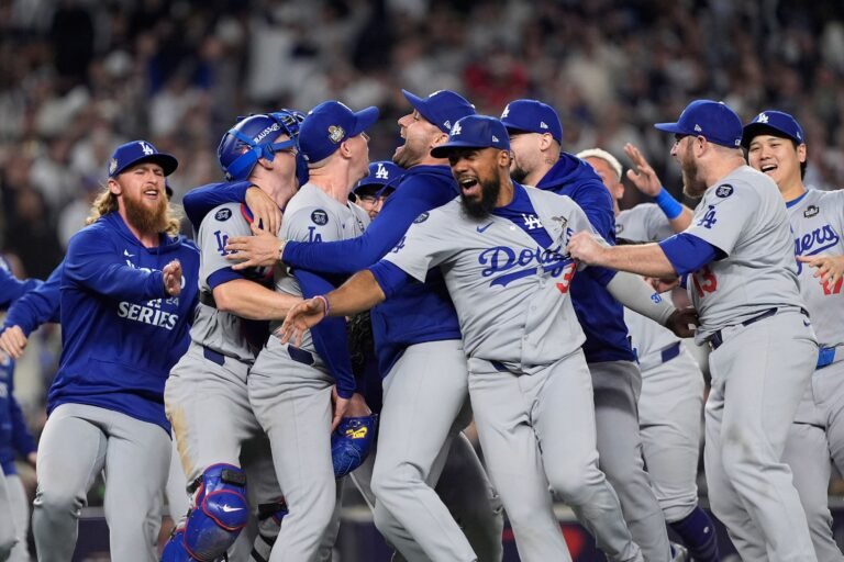 Dodgers bicampeones de la serie mundial 205