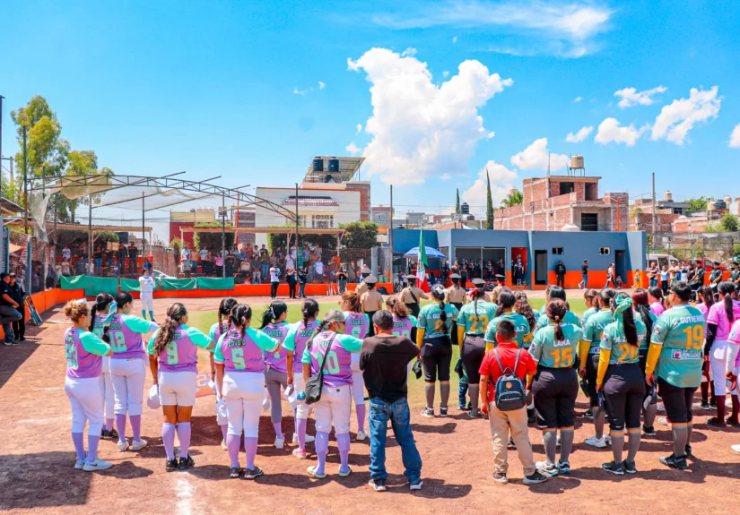Inauguración del Torneo de Sóftbol en Moroleón 2026