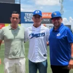 BRYAN DELGADO HERNANDEZ FIRMA CON CHARROS DE JALISCO