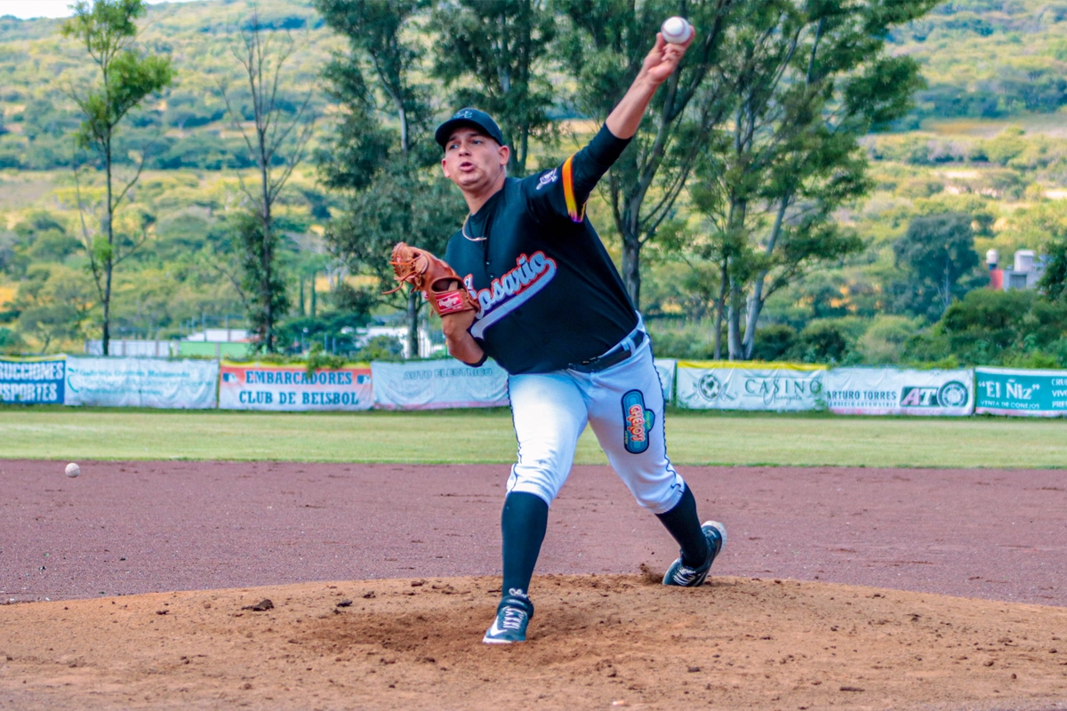 Juliandry Higuera Pitcher Venezolano